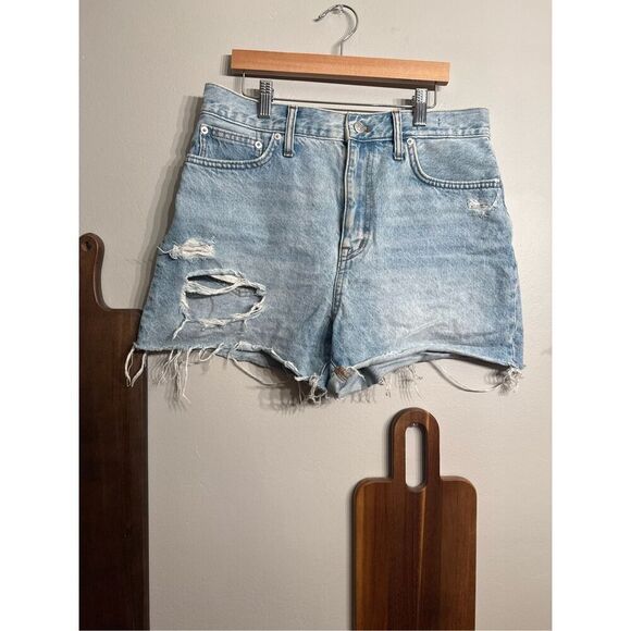 Madewell Light Blue Distressed Cut Off Denim The Mom Jean Shorts Size 29 - Picture 1 of 4